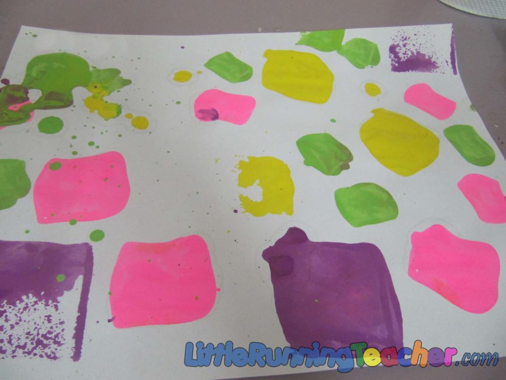 Sponge Painting A Process Art Tutorial - Pre-K Printable Fun