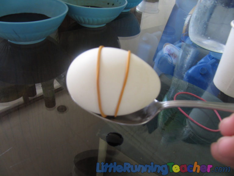 Painting Eggs with Food Coloring for Easter « Little Running Teacher